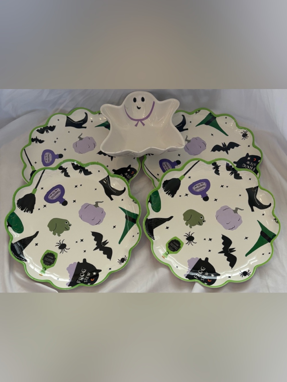 HYDE & EEK! - TARGET HALLOWEEN GHOST BOWL & 4 MELAMINE DINNER PLATES LOT NEW